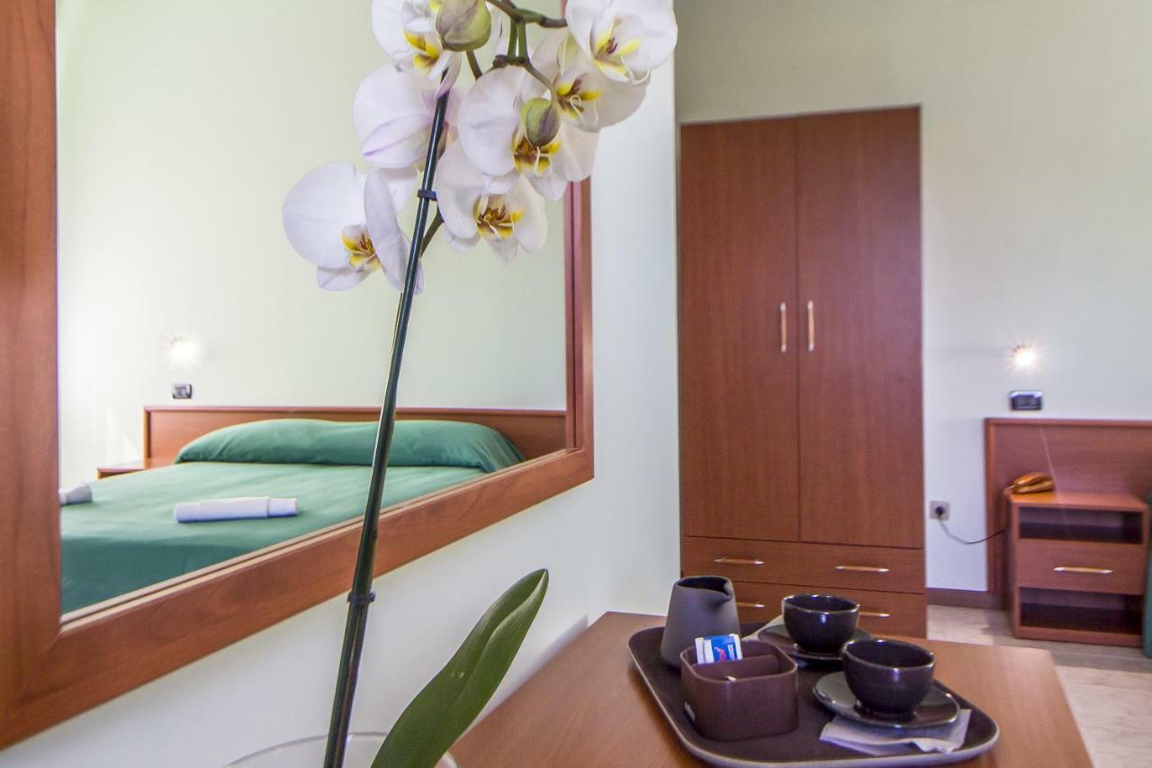 Poggio Active Hotel Сан-Джованні-Ротондо Екстер'єр фото